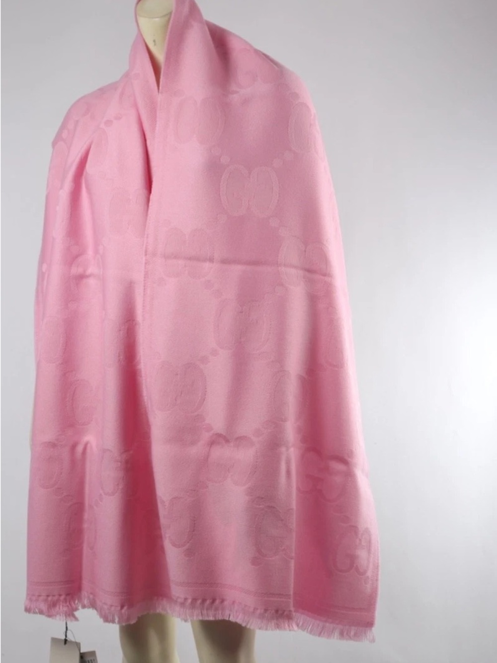 New Gucci wool Light Pink Long Scarf